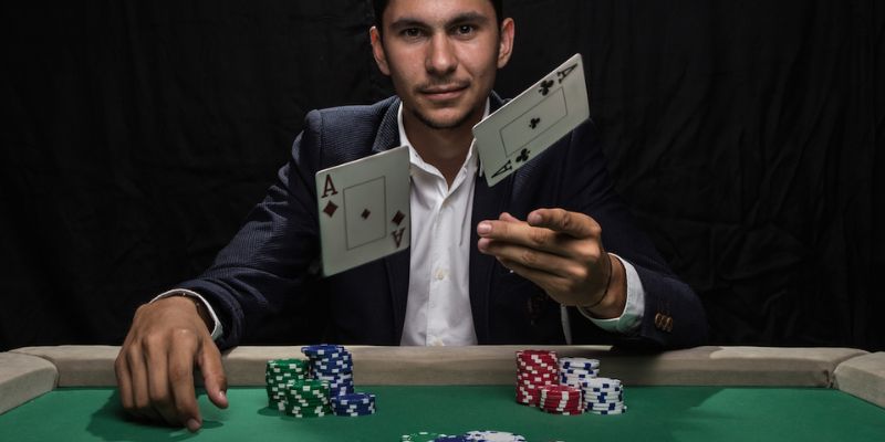 Cách chơi poker chi tiết